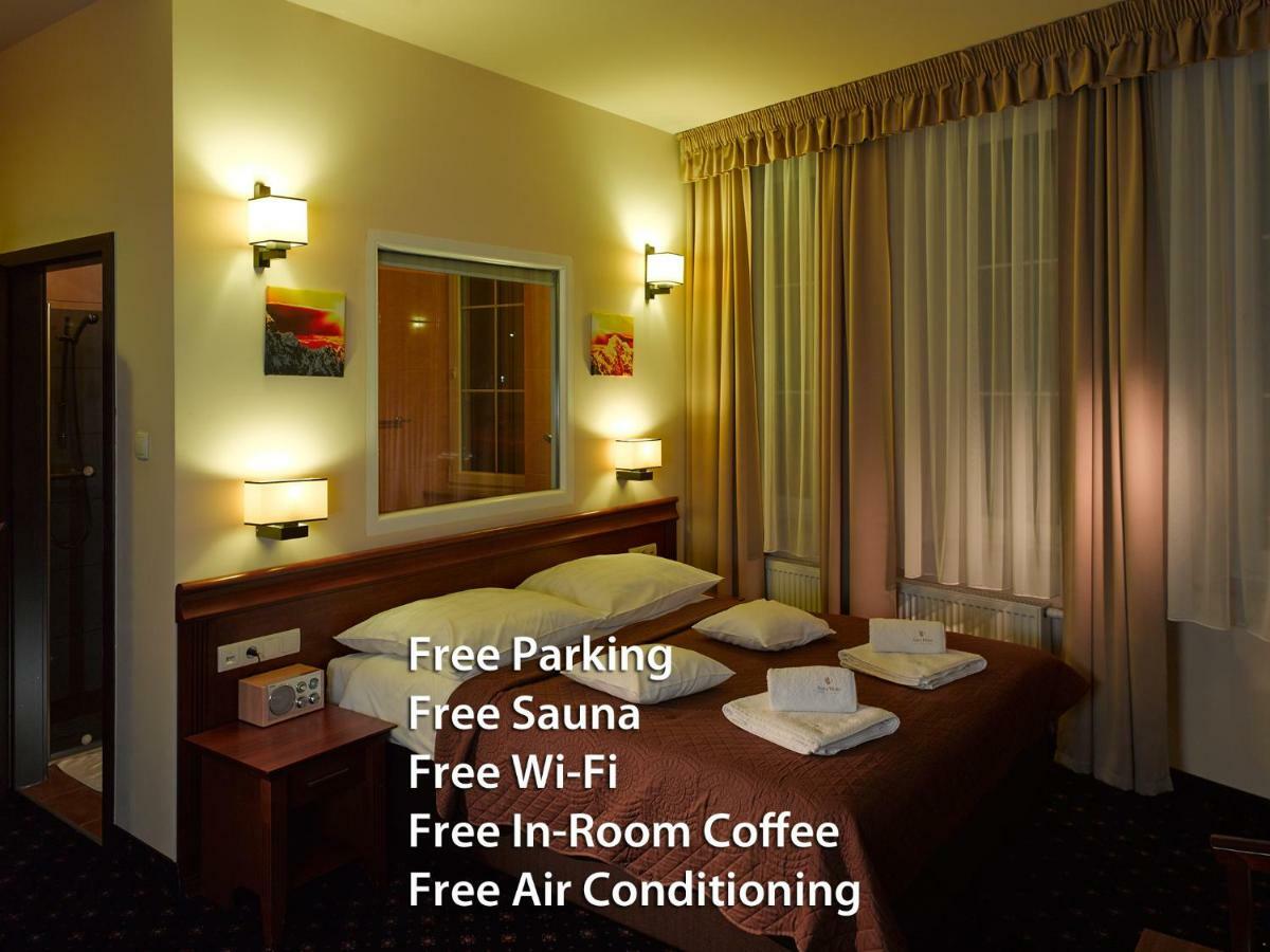 Aura - Hotel & Restaurant & Sauna Zielona Góra Dış mekan fotoğraf